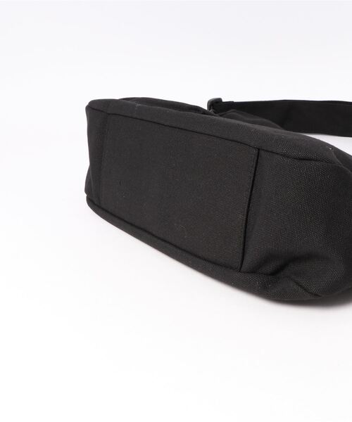 Fun & Daily（ファンアンドデイリー）の「F&D : Flap Pocket Shoulder Bag（ショルダーバッグ・メンズ・ホワイト/ブラック/カーキ/ベージュ・FREE）」の7枚目の写真