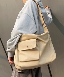 F&D : Flap Pocket Shoulder Bag