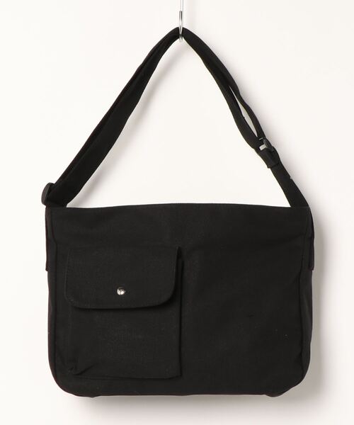 Fun & Daily（ファンアンドデイリー）の「F&D : Flap Pocket Shoulder Bag（ショルダーバッグ・メンズ・ホワイト/ブラック/カーキ/ベージュ・FREE）」の11枚目の写真
