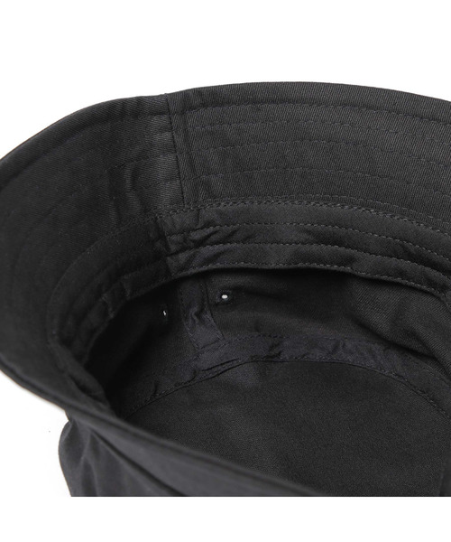 MAISON mou(メゾンムー)の「【KISS TOKYO/キストーキョー】LIP LOGO BUCKET HAT/ハット(ハット・レディース・ブラック/ホワイト・FREE)」の4枚目の写真