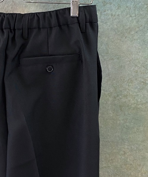 Beno（ビーノ）の「ポリトロ / W テーラード シャツ ジャケット × タック テーパードパンツ（セットアップ・メンズ・ブラック/ライトグレー/アッシュブラウン/ダークベージュ/ライトベージュ・L/M）」の18枚目の写真