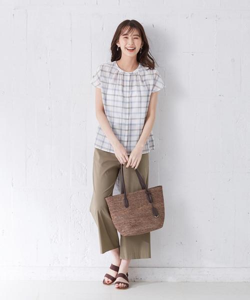 J.PRESS(ジェイプレス)の「【洗える】コットンナイロンシルキーローン ワイドパンツ(その他パンツ・レディース・ブラック系/黄土色系/カーキ系/グレー系・11/9/7)」の9枚目の写真