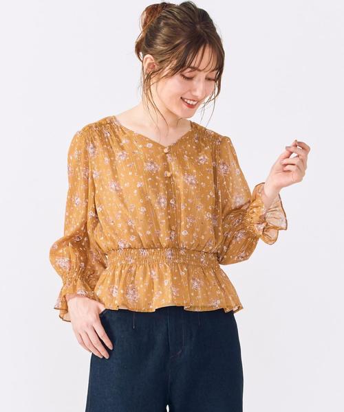 Feroux(フェルゥ)の「【洗える】Twinkleブーケプリント ブラウス(シャツ/ブラウス・レディース・イエロー系3/ピンク系3・2)」の1枚目の写真