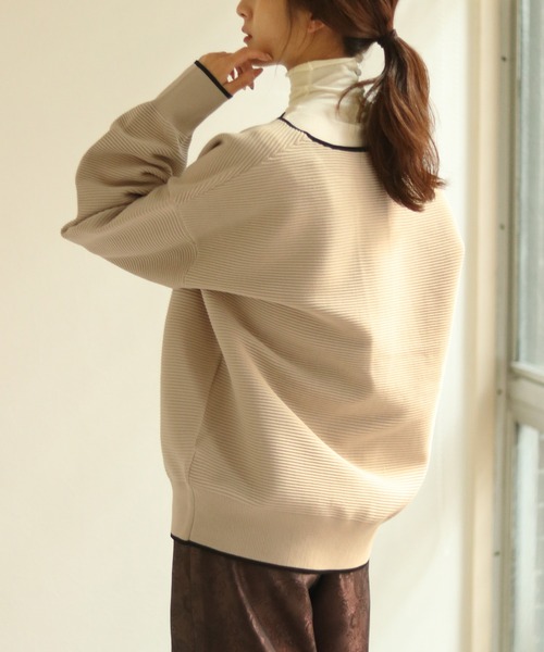 CLEIO(クレイオ)の「【CLEIO】リップル編み配色スリットネックニット(ニット/セーター・レディース・アイボリー/ベージュ/グリーン・FREE)」の16枚目の写真