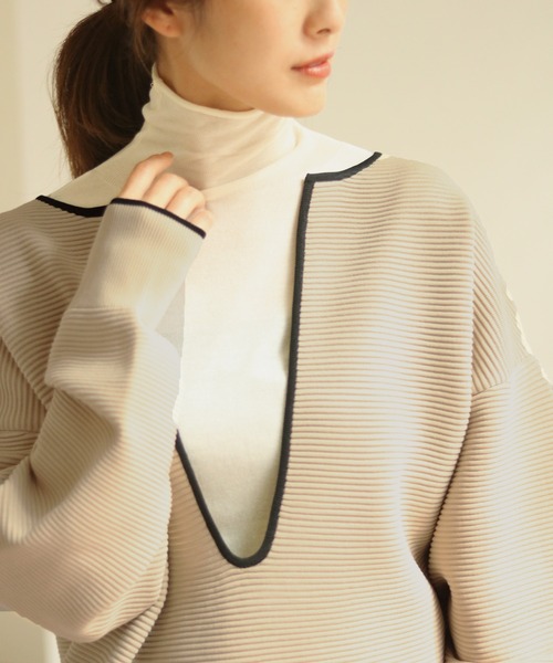 CLEIO(クレイオ)の「【CLEIO】リップル編み配色スリットネックニット(ニット/セーター・レディース・アイボリー/ベージュ/グリーン・FREE)」の19枚目の写真