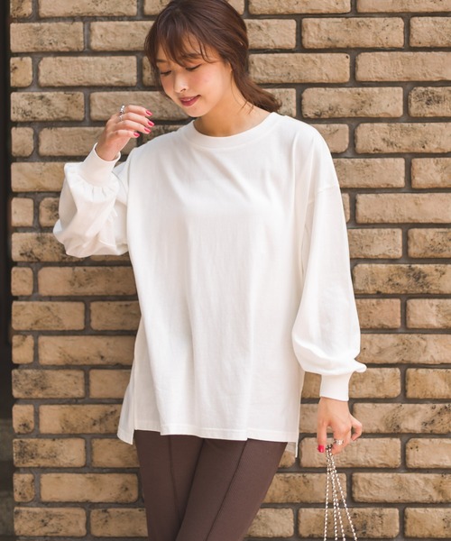 SpRay(スプレイ)の「サイドスリットロングTシャツ(Tシャツ/カットソー・レディース・オフホワイト/アイボリー/グレイッシュベージュ/チャコールグレー/ブラック・FREE)」の6枚目の写真