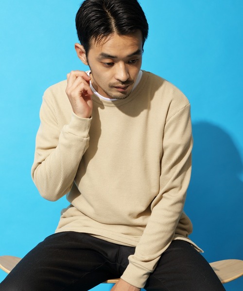 Beautiful Harmony（ビューティフルハーモニー）の「クルーネックロングスリーブワッフルTシャツ（Tシャツ/カットソー・メンズ・グレイッシュベージュ/ダークグレー/ベージュ/ネイビー/カーキ/ホワイト/ライトグレー/ダークブラウン/ブラック・SMALL/MEDIUM/LARGE/X-LARGE）」の6枚目の写真