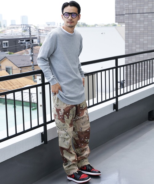 Beautiful Harmony（ビューティフルハーモニー）の「クルーネックロングスリーブワッフルTシャツ（Tシャツ/カットソー・メンズ・グレイッシュベージュ/ダークグレー/ベージュ/ネイビー/カーキ/ホワイト/ライトグレー/ダークブラウン/ブラック・SMALL/MEDIUM/LARGE/X-LARGE）」の12枚目の写真