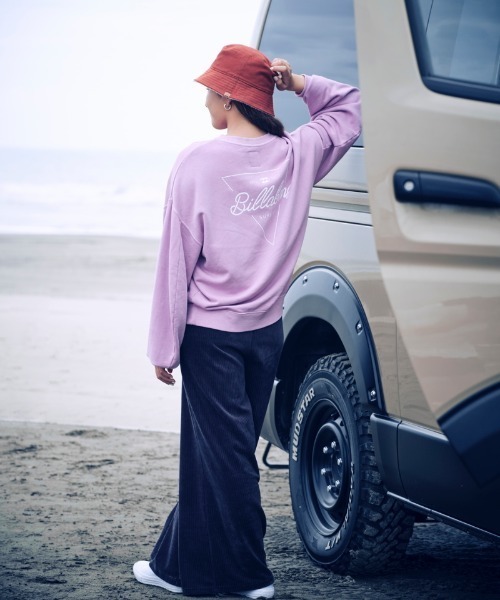 BILLABONG（ビラボン）の「BILLABONG レディース SWEAT CREW スウェットトレーナー【2020年秋冬モデル】/ビラボン スウェット トレーナー バックプリント ドロップショルダー  ビッグスリーブ（スウェット・レディース・ブラック/ベージュ/ピンク/オフホワイト・MEDIUM/LARGE）」の18枚目の写真