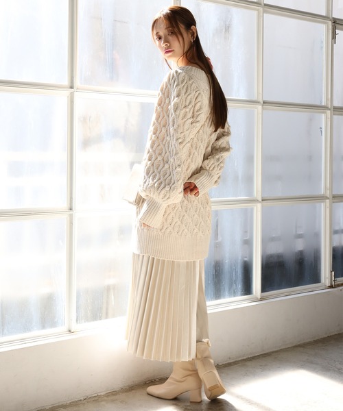 one after another NICE CLAUP（ワンアフターアナザーナイスクラップ）の「フェイクレザープリーツスカート（スカート・レディース・アイボリー/ブラウン/モカ・FREE）」の5枚目の写真