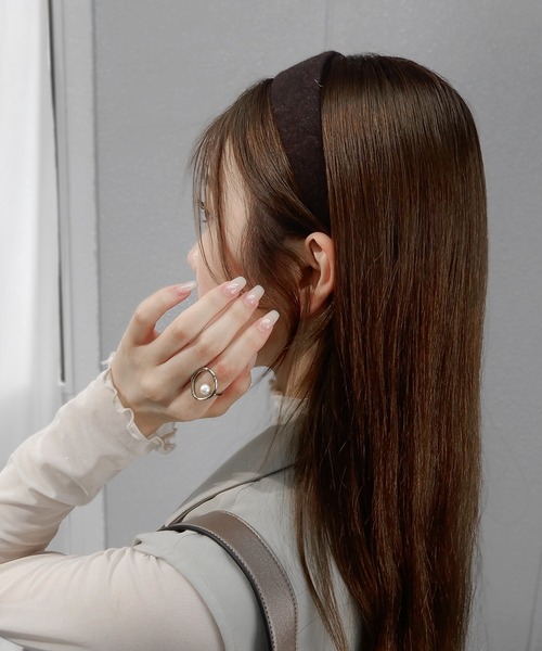 minia(ミニア)の「ワイドカチューシャ ◆(カチューシャ・レディース・ブラック/ベージュ/ネイビー/ブラウン/グレー・FREE)」の14枚目の写真