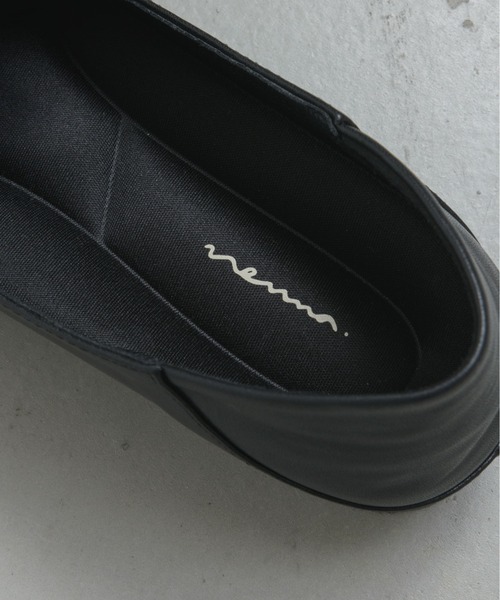 NEUNA(ヌナ)の「【ふかふかソールで歩きやすい!】2WAYレザービットローファー/フラットシューズ(ローファー・レディース・ブラック/アイボリー/ライトベージュ・SMALL/MEDIUM/LARGE)」の12枚目の写真