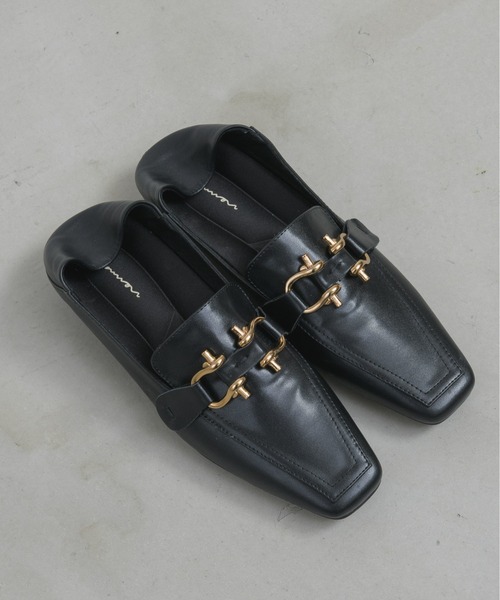 NEUNA(ヌナ)の「【ふかふかソールで歩きやすい!】2WAYレザービットローファー/フラットシューズ(ローファー・レディース・ブラック/アイボリー/ライトベージュ・SMALL/MEDIUM/LARGE)」の6枚目の写真