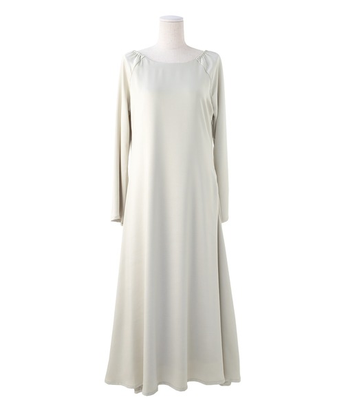 MIELI INVARIANT（ミエリインヴァリアント）の「Back Ribbon Satin Dress（ワンピース・レディース・ホワイト系その他/ブラック/ブラウン・FREE）」の16枚目の写真