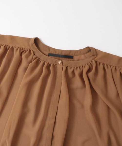 KBF+（ケービーエフプラス）の「KBF+　ボリュームサークルブラウス∴（シャツ/ブラウス・レディース・オフホワイト・ONE）」の7枚目の写真