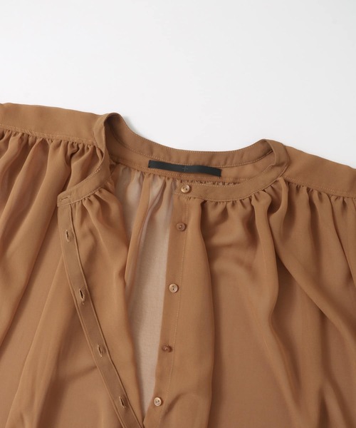 KBF+（ケービーエフプラス）の「KBF+　ボリュームサークルブラウス∴（シャツ/ブラウス・レディース・オフホワイト・ONE）」の13枚目の写真