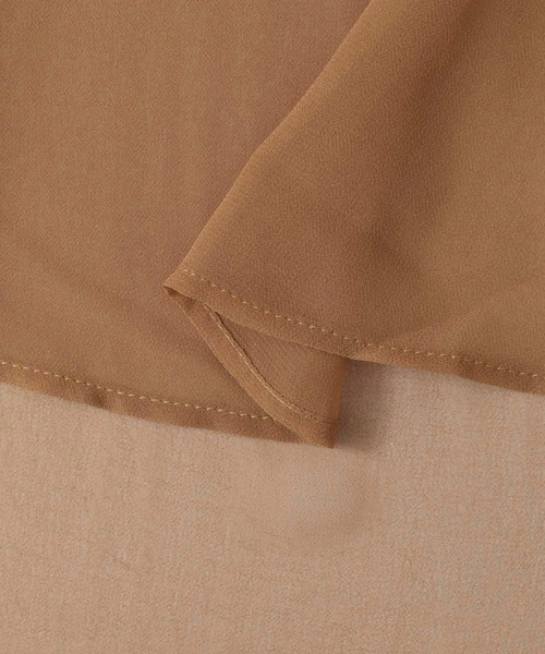 KBF+（ケービーエフプラス）の「KBF+　ボリュームサークルブラウス∴（シャツ/ブラウス・レディース・オフホワイト・ONE）」の3枚目の写真