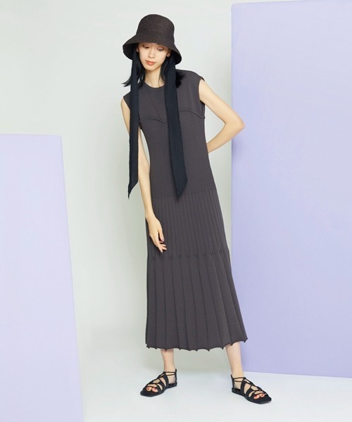 セール Emmi Atelier ドッキング風ニットワンピース ワンピース Emmi エミ のファッション通販 Zozotown