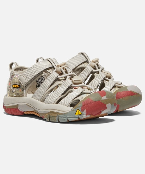 新品 KEEN キーン サンダル 22cm NEW ACO CAMO キッズ KEEN キーン サンダル キッズ 水陸両用 アウトドアシューズ