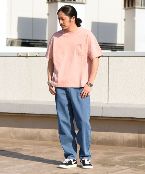 SHIPS(シップス)の「【WEB限定】SHIPS: 〈汗染み防止加工〉 ビッグシルエット ヘビーウェイト Tシャツ(Tシャツ/カットソー・メンズ・ホワイト/ブラック/グリーン/ライトブルー/ネイビー/ピンク・LARGE/X-LARGE/MEDIUM/SMALL)」の8枚目の写真