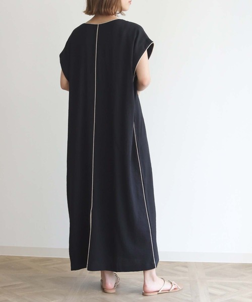 HER CLOSET（ハークローゼット）の「【HERCLOSET】パイピングスキッパーシャツワンピース（ワンピース・レディース・ブラック/ベージュ・M）」の7枚目の写真