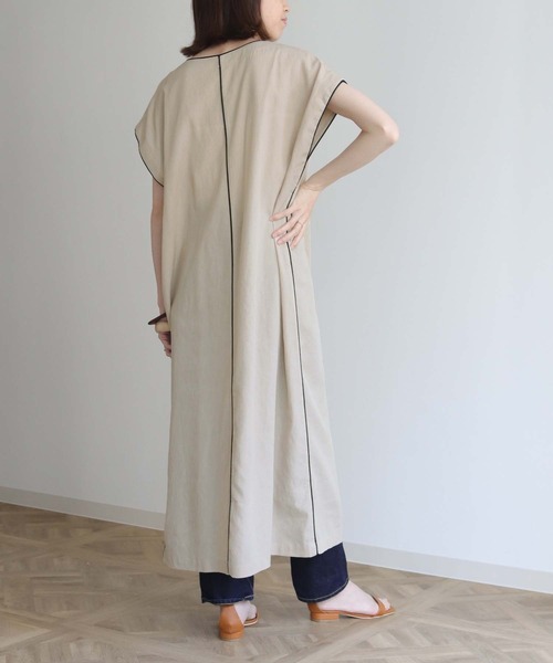 HER CLOSET（ハークローゼット）の「【HERCLOSET】パイピングスキッパーシャツワンピース（ワンピース・レディース・ブラック/ベージュ・M）」の13枚目の写真