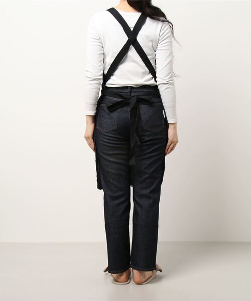 salle de bal（サルデバル）の「FRIENDSHILL / フレンズヒル ショートエプロン 撥水 防シワ MS-174-20 FRH（エプロン・レディース・ブラウン/ネイビー・FREE）」の3枚目の写真