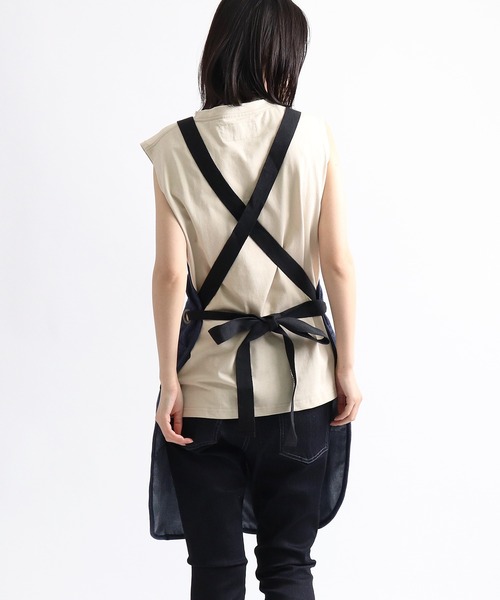 salle de bal（サルデバル）の「FRIENDSHILL / フレンズヒル ショートエプロン 撥水 防シワ MS-174-20 FRH（エプロン・レディース・ブラウン/ネイビー・FREE）」の7枚目の写真