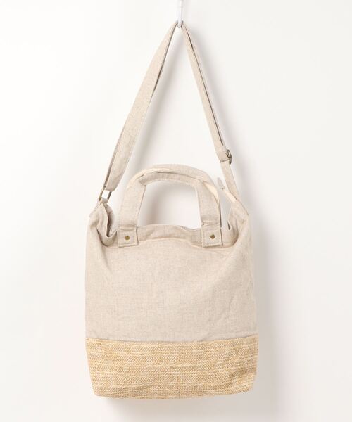 Samansa Mos2 blue（サマンサモスモスブルー）の「キャンバス×雑材シート2WAYショルダー（ショルダーバッグ・レディース・ベージュ/モカ/ホワイト・ﾌﾘ-）」の3枚目の写真