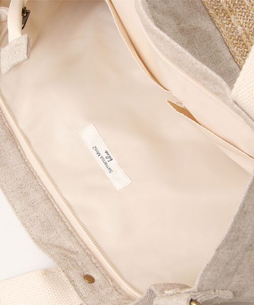 Samansa Mos2 blue（サマンサモスモスブルー）の「キャンバス×雑材シート2WAYショルダー（ショルダーバッグ・レディース・ベージュ/モカ/ホワイト・ﾌﾘ-）」の8枚目の写真