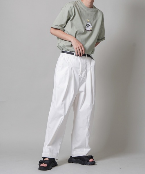 SPINNS(スピンズ)の「【ビッグサイズ】スケーターボーイイラストTシャツ(Tシャツ/カットソー・メンズ・オフホワイト/アイボリー/グリーン・M/L)」の17枚目の写真