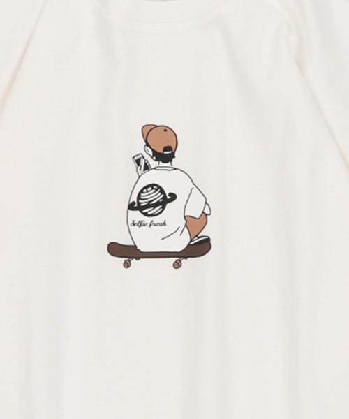 SPINNS(スピンズ)の「【ビッグサイズ】スケーターボーイイラストTシャツ(Tシャツ/カットソー・メンズ・オフホワイト/アイボリー/グリーン・M/L)」の21枚目の写真