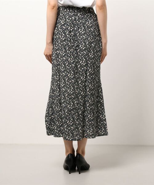 flower（フラワー）の「リトルガーデンスカート（スカート・レディース・ブラック/アイボリー・FREE）」の16枚目の写真