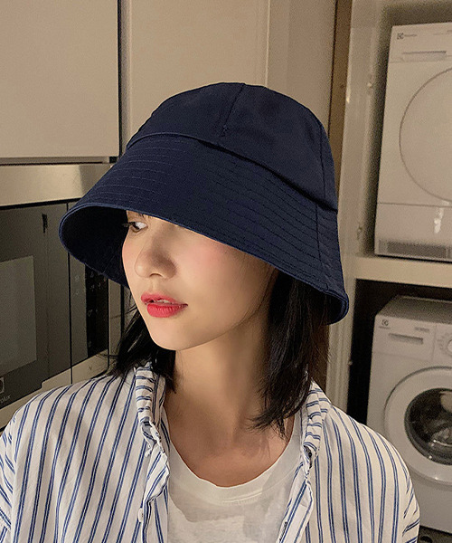 c.u.l(シーユーエル)の「【c.u.l】ドロップブリムバケットハット cula260(ハット・レディース・ホワイト/ブラック/ネイビー/ライトベージュ・FREE)」の4枚目の写真