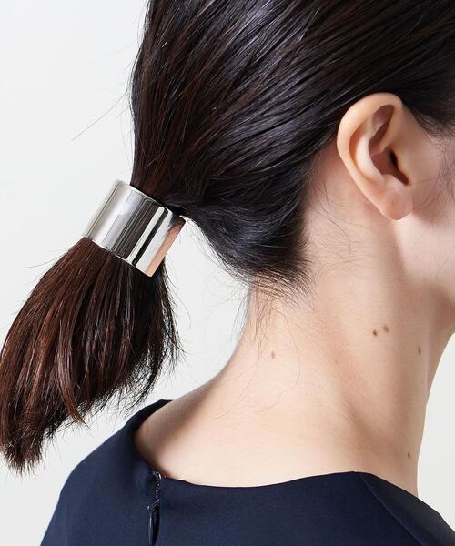 UNITED ARROWS（ユナイテッドアローズ）の「＜UNITED ARROWS＞MT チューブ ポニー フック（その他ヘアアクセサリー・レディース・シルバー/ゴールド・FREE）」の9枚目の写真