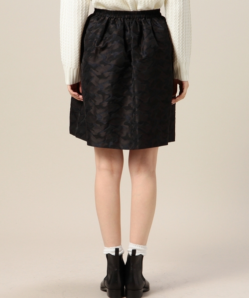 BEAUTY&YOUTH UNITED ARROWS（ビューティーアンドユースユナイテッドアローズ）の「BYSF カモフラジャカード ギャザーフレアスカート 2◆（スカート・レディース・オリーブ/ネイビー・フリー）」の8枚目の写真
