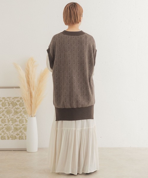 ITEMS URBANRESEARCH（アイテムズ アーバンリサーチ）の「ジャガードニットベスト（ベスト・レディース・ライトブラウン/ダークブラウン/アイボリー・FREE）」の20枚目の写真