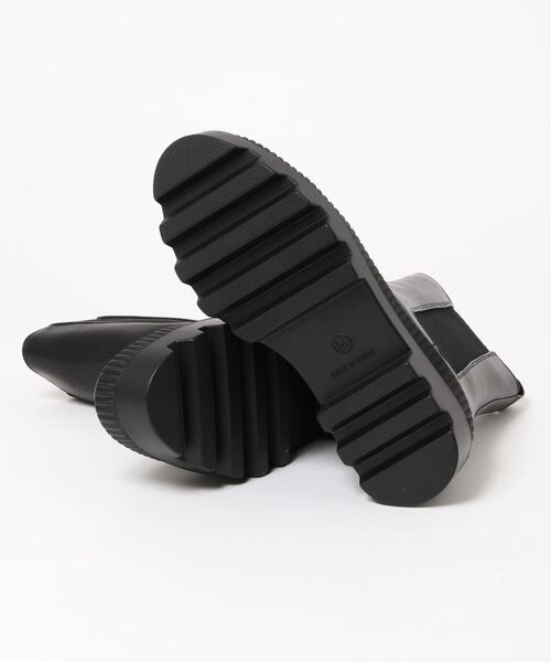 Fabby fabby（ファビィーファビィー）の「シンプルサイドゴアタンクソールコンバットショートブーツ（ブーツ・レディース・オフホワイト/ブラック・MEDIUM/LARGE/SMALL）」の3枚目の写真