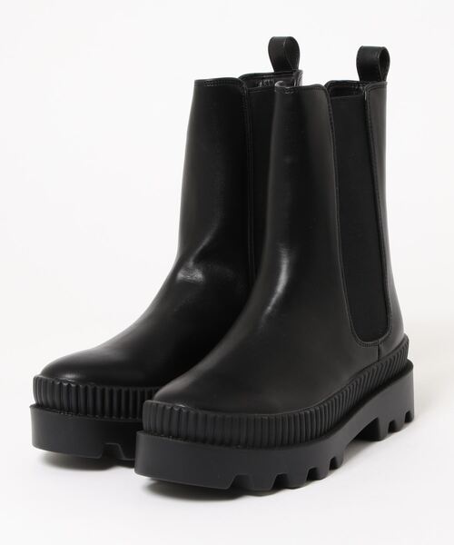 Fabby fabby（ファビィーファビィー）の「シンプルサイドゴアタンクソールコンバットショートブーツ（ブーツ・レディース・オフホワイト/ブラック・MEDIUM/LARGE/SMALL）」の15枚目の写真