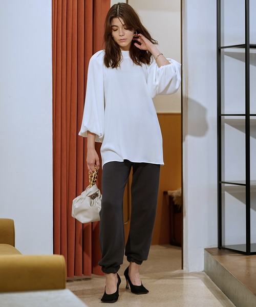 Whim Gazette（ウィムガゼット）の「【WEB限定】ロゴスウェットパンツ（スウェットパンツ・レディース・ホワイト/チャコールグレー・FREE）」の12枚目の写真