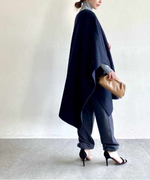 Whim Gazette（ウィムガゼット）の「【WEB限定】ロゴスウェットパンツ（スウェットパンツ・レディース・ホワイト/チャコールグレー・FREE）」の21枚目の写真