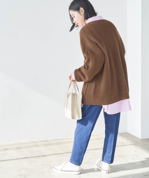 U.S. POLO ASSN.（ユーエスポロアッスン）の「U.S. POLO ASSN./ユーエスポロアッスン 別注ロゴ刺繍 オーバーサイズVネックニットカーディガン（カーディガン/ボレロ・レディース・ネイビー/アイボリー/ブラウン/グリーン/ベージュ/パープル/ブラック/グレー/ダークグレー・FREE）」の22枚目の写真