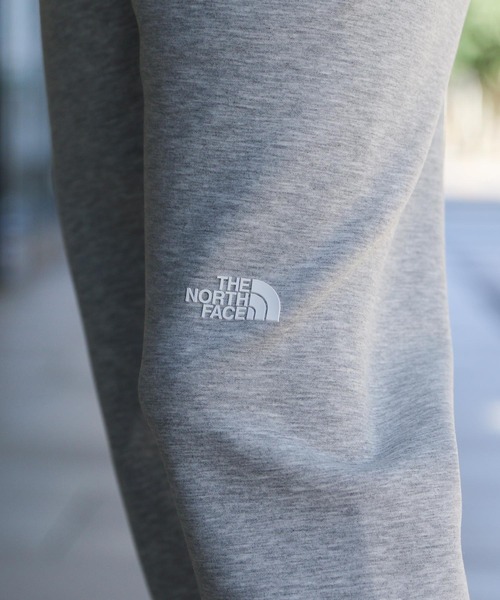 THE NORTH FACE（ザノースフェイス）の「THE NORTH FACE Tech Air Sweat Jogger Pant NB32084（その他パンツ・メンズ・ブラック/グレー・SMALL/MEDIUM/LARGE/X-LARGE）」の14枚目の写真