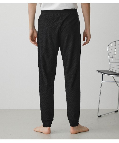 AZUL by moussy（アズールバイマウジー）の「T/H ZEBRA PILE PANTS/ゼブラパイルパンツ（その他パンツ・メンズ・グレー/ブラック・MEDIUM/LARGE）」の10枚目の写真