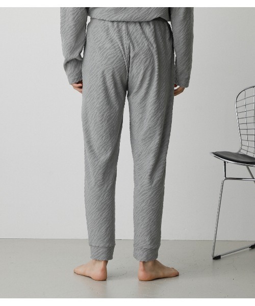 AZUL by moussy（アズールバイマウジー）の「T/H ZEBRA PILE PANTS/ゼブラパイルパンツ（その他パンツ・メンズ・グレー/ブラック・MEDIUM/LARGE）」の18枚目の写真