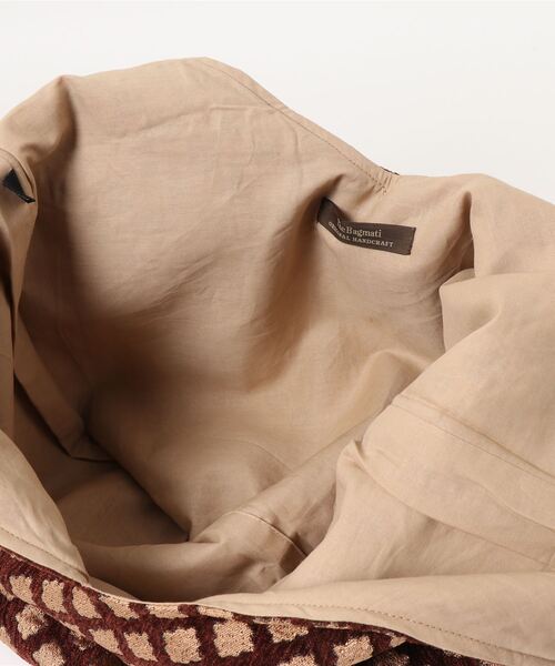 human woman（ヒューマンウーマン）の「BAGMATI　ジャガードバッグ（トートバッグ・レディース・クリアブラウン/グリーン系その他4・ﾌﾘ-）」の5枚目の写真