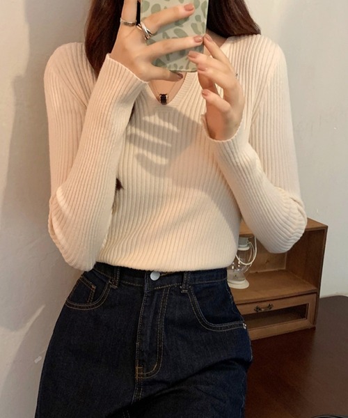 Girly Doll(ガーリードール)の「キーネックリブニット(ニット/セーター・レディース・ホワイト/ブラック/ベージュ/グリーン/パープル/ピンク・FREE)」の21枚目の写真