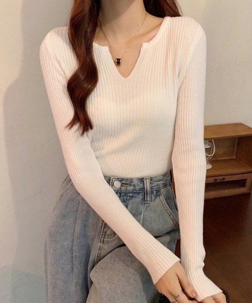 Girly Doll(ガーリードール)の「キーネックリブニット(ニット/セーター・レディース・ホワイト/ブラック/ベージュ/グリーン/パープル/ピンク・FREE)」の14枚目の写真