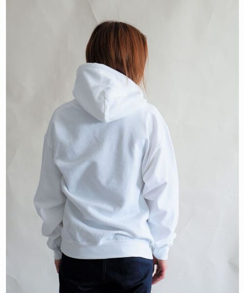 MANASTASH(マナスタッシュ)の「MANASTASH/マナスタッシュ W's SMILE EMB HOODIE ウィメンズスマイルエンブレムフーディー パーカー(パーカー・レディース・ホワイト/ブラック/ダークグリーン・MEDIUM)」の4枚目の写真