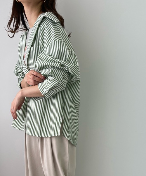 LE MORE（リモア）の「ストライプシャツ（シャツ/ブラウス・レディース・ブラック/カーキ・FREE）」の2枚目の写真